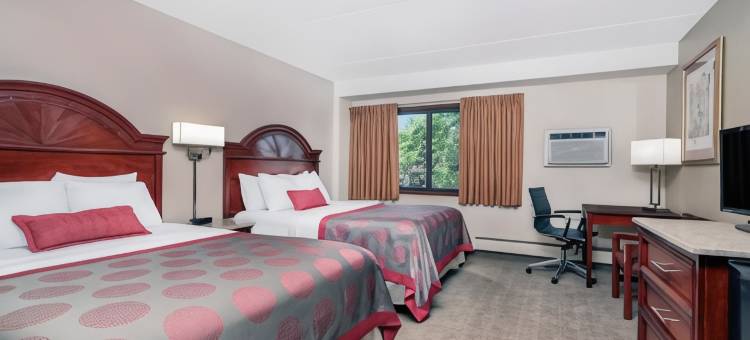 明尼阿波利斯黄金谷华美达酒店(Ramada by Wyndham Minneapolis Golden Valley)图片