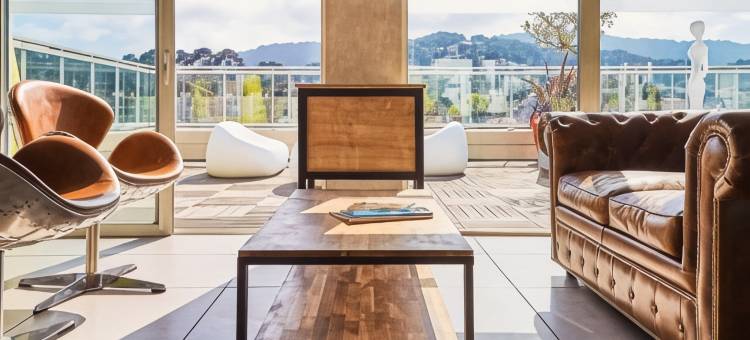 宜必思尚品耶尔屋顶和水疗中心酒店(Ibis Styles Hyères Rooftop & Spa)图片