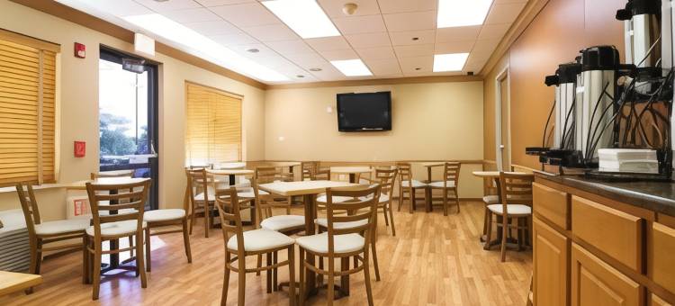 格尼呗盟套房酒店(Baymont by Wyndham Gurnee)图片