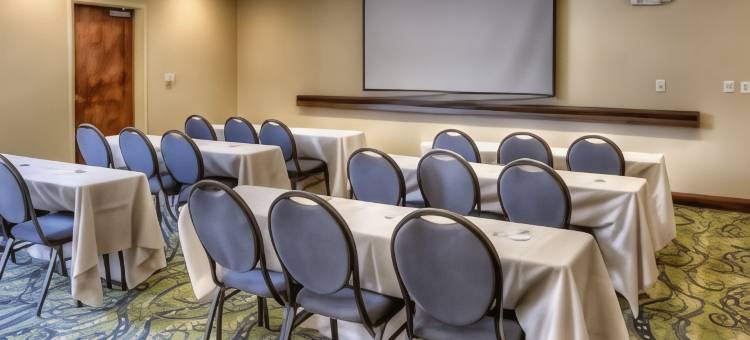 罗阿诺克拉皮兹希尔顿欢朋酒店(Hampton Inn Roanoke Rapids)图片