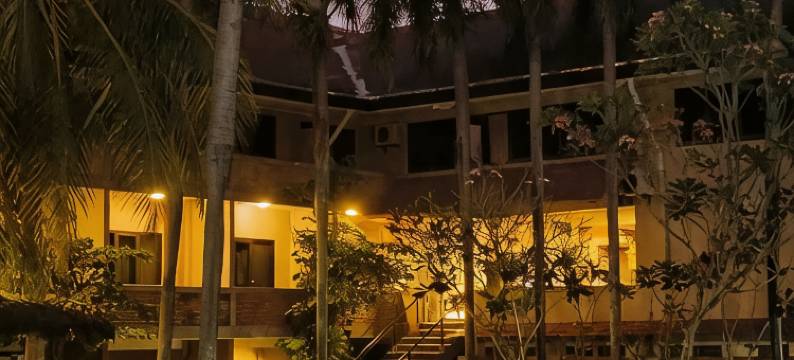 奥古斯塔佩拉布汗酒店(Augusta Pelabuhan Ratu Hotel)图片