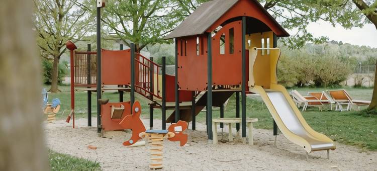 温泉度假村 - 水酒店(H2O Hotel-Therme-Resort, für Familien Mit Kindern)图片