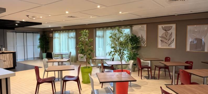 马尔芒德康铂酒店(Campanile Marmande)图片