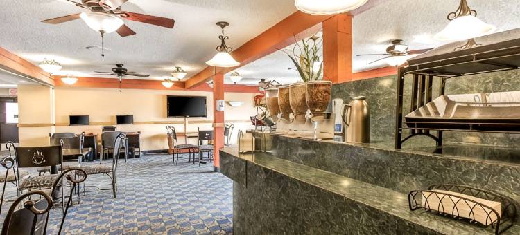 克林顿布伦特伍德旅馆(Brentwood Inn Clinton)图片