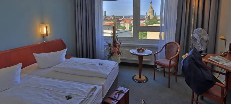 特雷斯奴芬酒店(Hotel am Terrassenufer)图片