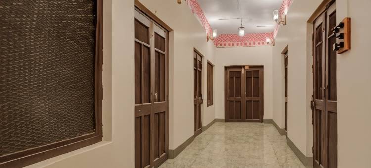Treebo 皇家之家, 靠近费特赫萨加尔湖(Treebo the Regal House, Near Fateh Sagar Lake)图片