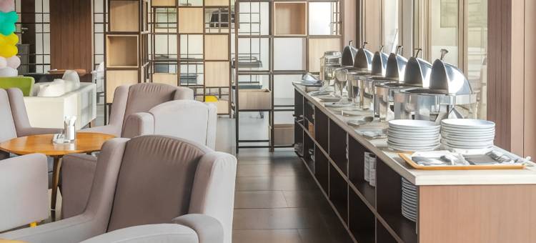 苏卡布米阳台酒店(Balcony Hotel Sukabumi)图片