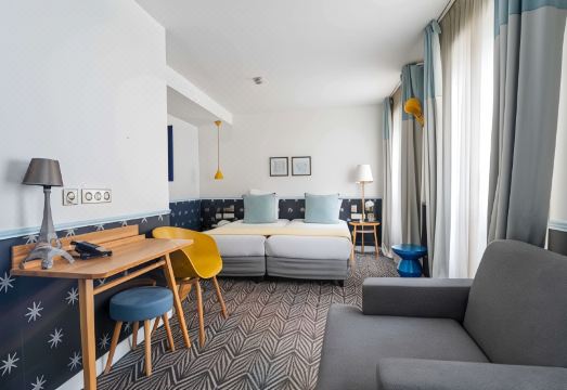 Hôtel Augustin - Astotel Hotel Overview