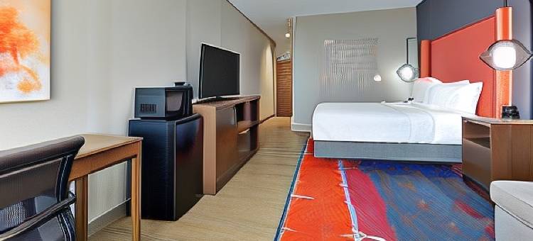 来柯维拉昆塔温德姆套房酒店(La Quinta Inn & Suites by Wyndham Lakeway)图片