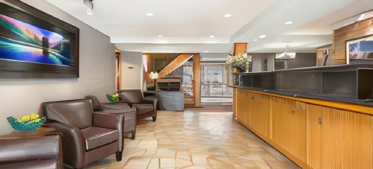 坎莫尔套房酒店(Canmore Inn & Suites)图片