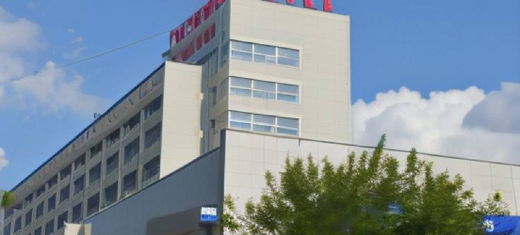 别列兹尼基酒店(Berezniki)图片