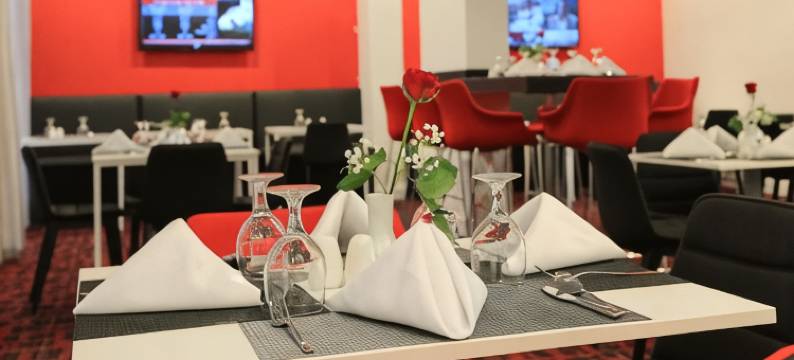 阿尔科巴尔奥拉雅温德姆华美达安可酒店(Ramada Encore by Wyndham Al Khobar Olaya)图片