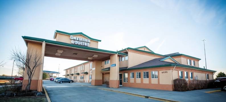 威奇托温德姆戴斯套房酒店(Days Inn & Suites by Wyndham Wichita)图片