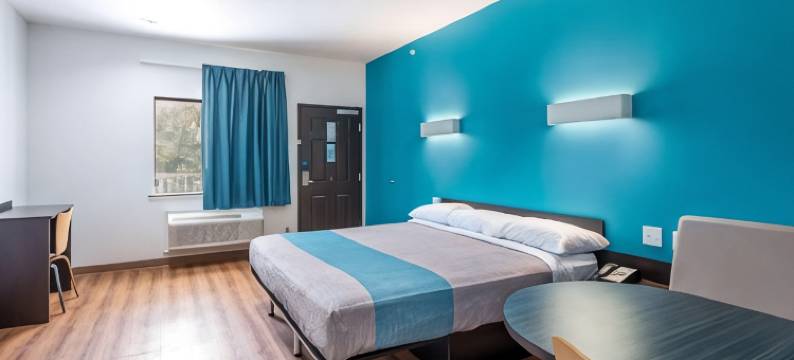 德克萨斯运河景观 6 号汽车旅馆(Motel 6 Channelview, TX)图片