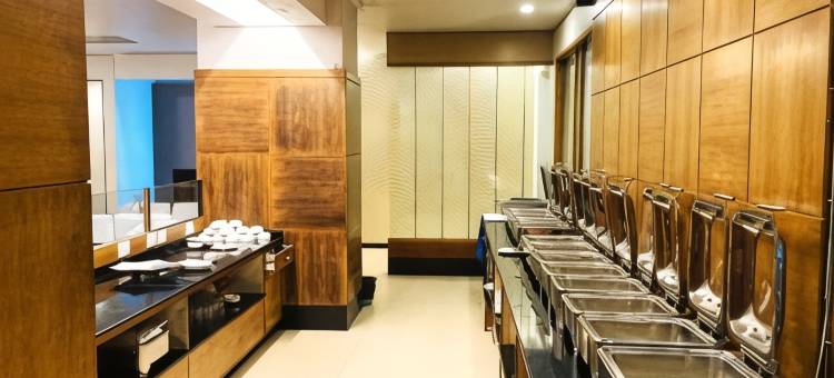俞拉吉豪华酒店(Hotel Yuvraj DX)图片
