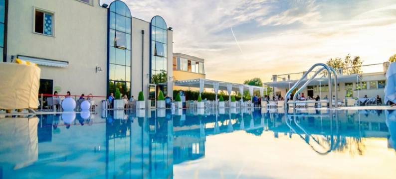 切堤尔格罗斯赞恩酒店(Zanhotel Centergross)图片