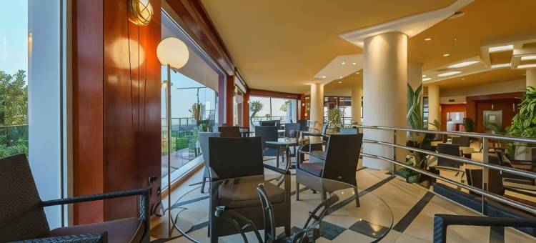 巴伊亚港酒店(Hotel Puerto Bahía & Spa)图片