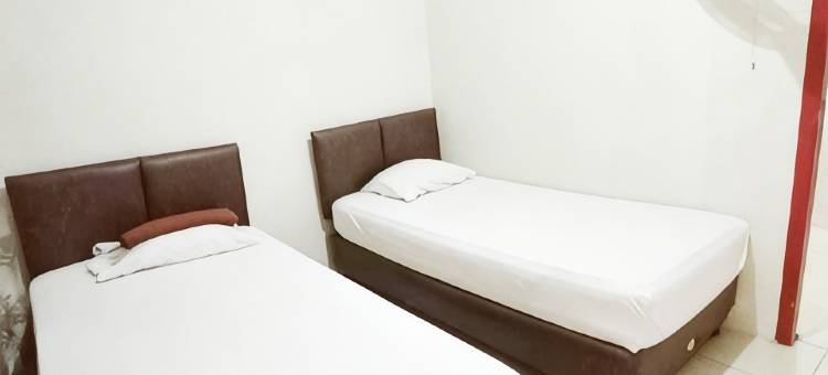 班雅萨里阿克萨宾馆(Aqsa Guest House Banjarsari)图片