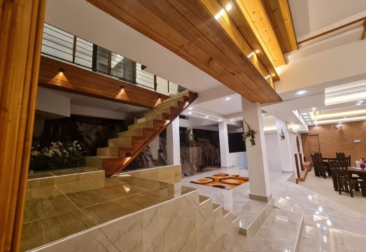 Top Rich Hotel Nuwara EliyaHotel Overview