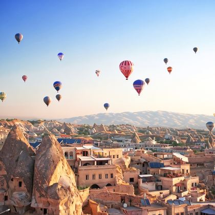 土耳其卡帕多奇亚+地中海+爱琴海+棉花堡12日跟团游