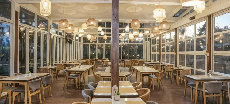 贾布卢武克海洋吉利特拉万安度假村(Jambuluwuk Oceano Gili Trawangan)图片