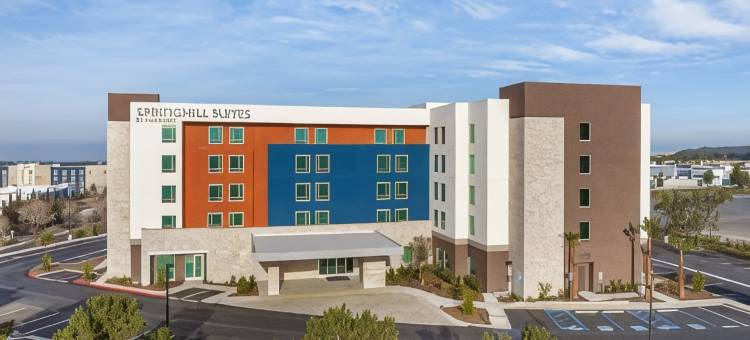 丘拉维斯塔东湖万豪春丘酒店(SpringHill Suites Chula Vista Eastlake)图片