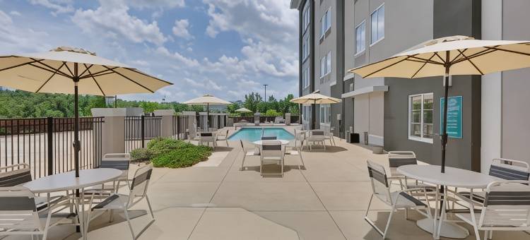 斯塔克维尔密歇根州立大学拉昆塔温德姆套房酒店(La Quinta Inn & Suites by Wyndham Starkville at MSU)图片