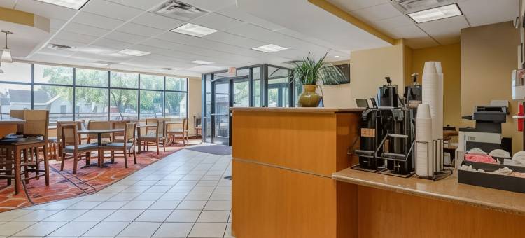 费尔格朗兹伊克诺套房酒店(Econo Lodge Inn & Suites Fairgrounds)图片