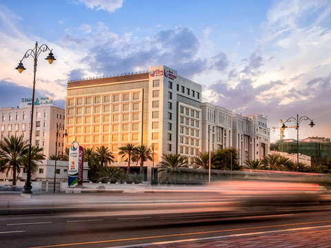 马斯喀特-阿尔古布拉华美达安可酒店