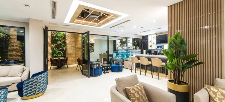 阿普里斯豪华酒店(Aprilis Deluxe Hotel)图片