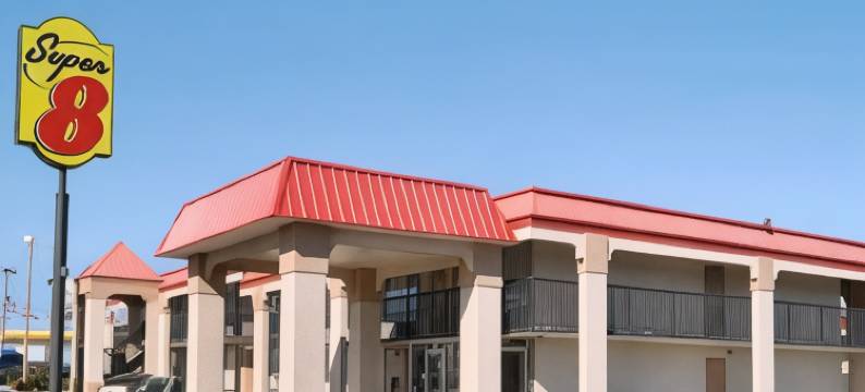 俄克拉何马城州费尔格朗兹速8酒店(Super 8 by Wyndham Oklahoma Fairgrounds)图片