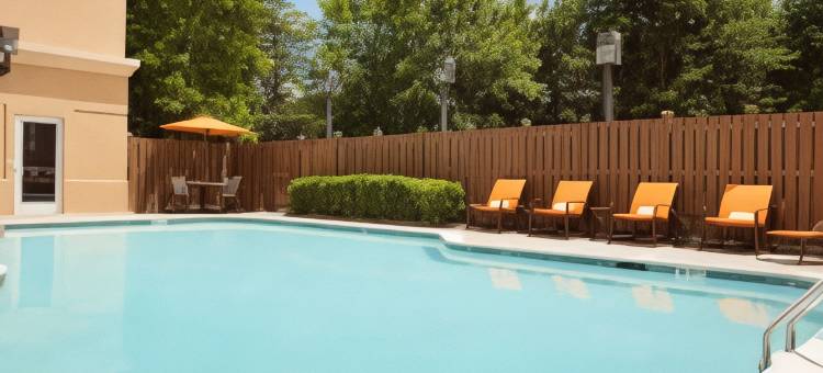 亚特兰大机场希尔顿安泊酒店(Embassy Suites by Hilton Atlanta Airport)图片