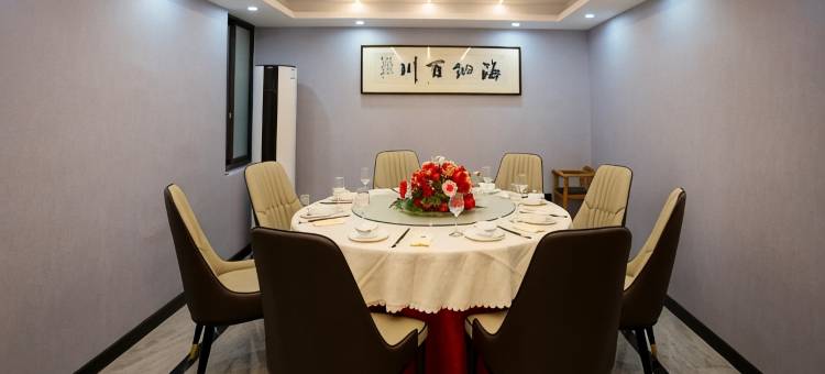 甘棠桥大酒店(湖州爱山广场衣裳街店)图片