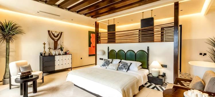 伊宁·繁墅|WarmHome·多元素主题美墅(六星街景区店)图片