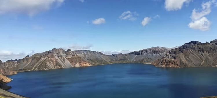 宿营地宾馆(长白山北坡黄松浦检票大厅店)图片