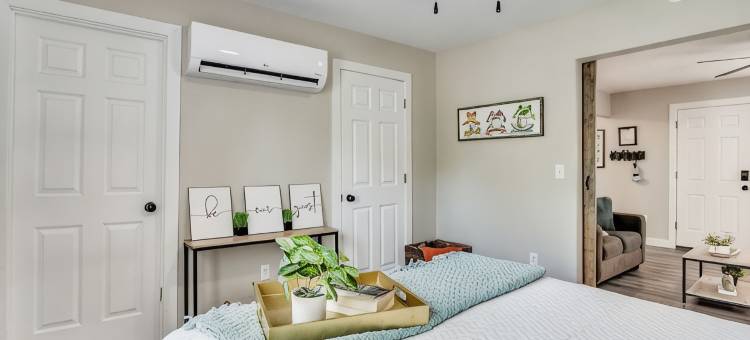 Walking Distance to Downtown Wichita - In Unit W/D!图片