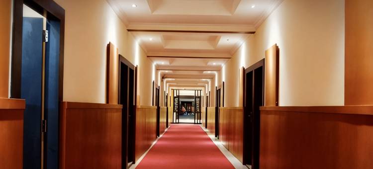 格兰德潘格拉哈尔酒店(Grand Pangeran Khar Hotel)图片