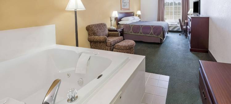 希尔斯伯勒速8酒店(Super 8 by Wyndham Hillsboro TX)图片