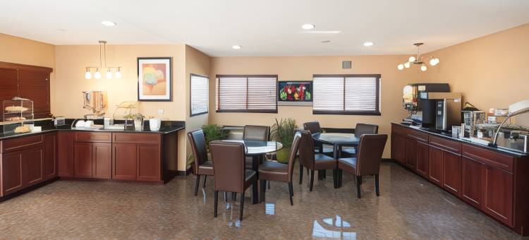 勒罗伊戴斯酒店-布卢明顿东南(Days Inn by Wyndham le Roy/Bloomington Southeast)图片