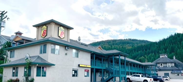 西卡莫斯速8酒店(Super 8 by Wyndham Sicamous)图片