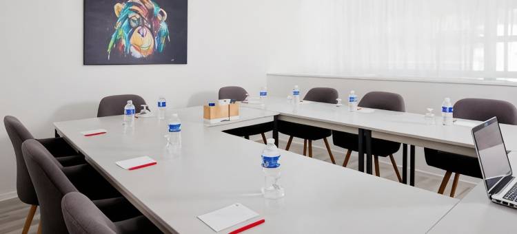 普瓦捷拉马汀塞祖尔阿菲尔酒店(Séjours & Affaires Poitiers Lamartine)图片