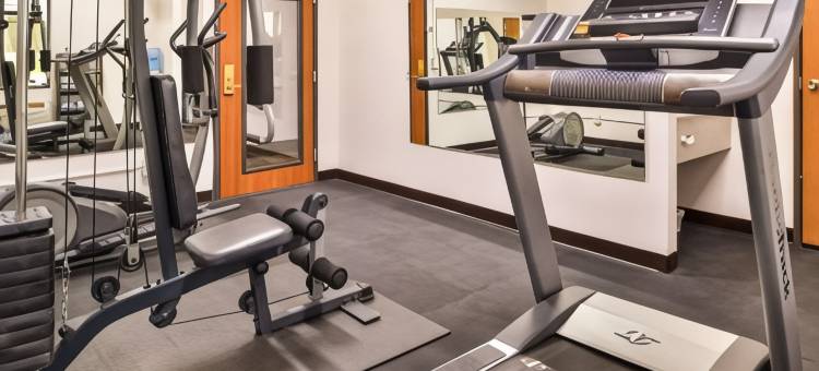 乔普林 I-44 凯艺酒店(Quality Inn Joplin I-44)图片