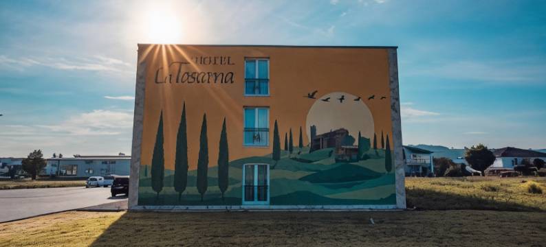 欧洲公园附近托斯卡纳酒店(Hotel la Toscana in Ringsheim)图片