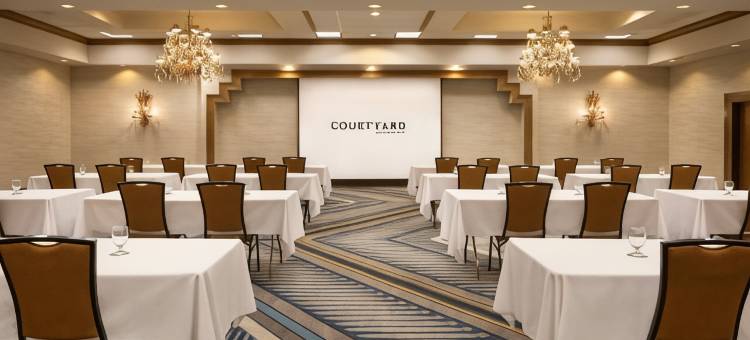 法明顿万怡酒店(Courtyard Farmington)图片