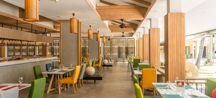 卡马拉普吉岛套房及度假村(Radisson Resort and Suites Phuket)图片