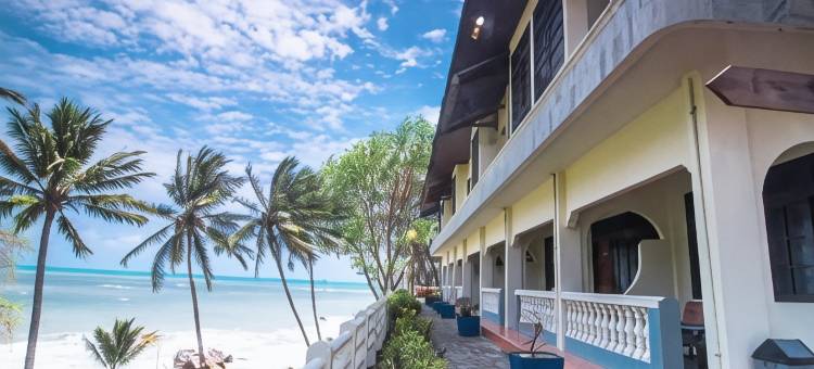 丹戎佩索纳海滩度假村及水疗中心(Tanjung Pesona Beach Resort & Spa)图片