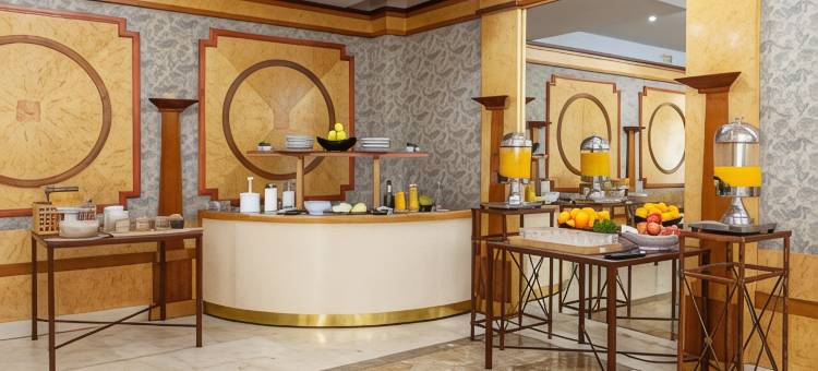 马西亚阿尔法罗斯酒店(Hotel Macià Alfaros)图片