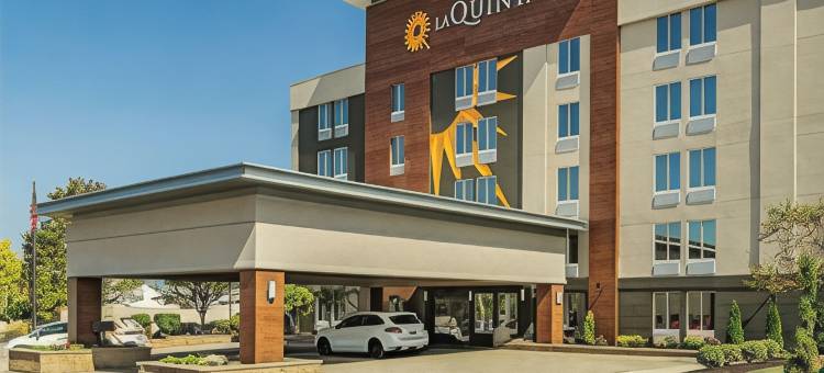克利夫兰机场西拉昆塔温德姆套房酒店(La Quinta Inn & Suites by Wyndham Cleveland Airport West)图片