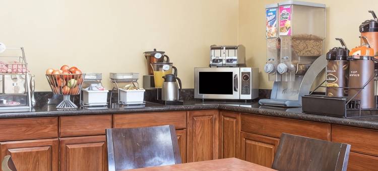 Super 8 by Wyndham Camp Springs/Andrews AFB DC Area图片