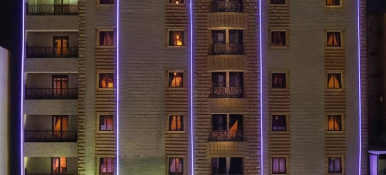 别墅套房酒店(La Villa Suites Hotel)图片